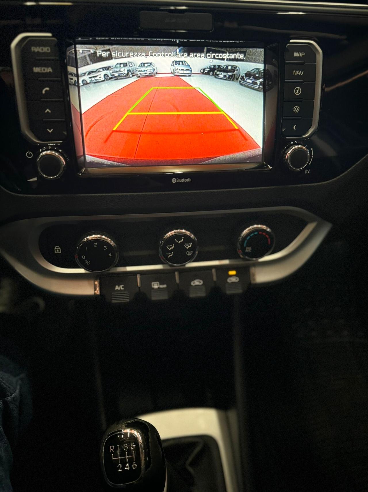 KIA RIO NEOPATENTATI