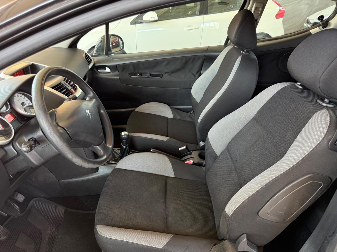 Peugeot 207 1.4 8V 75CV 3p. X Line ECO GPL
