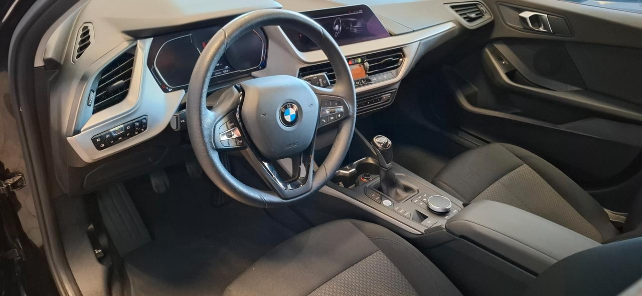 Bmw 118 118i 5p. Business Advantage