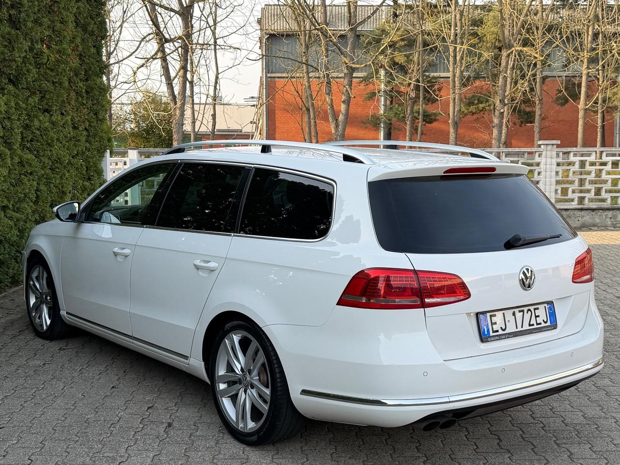 Volkswagen Passat Var. 2.0 TDI Highline BlueM.Tech.