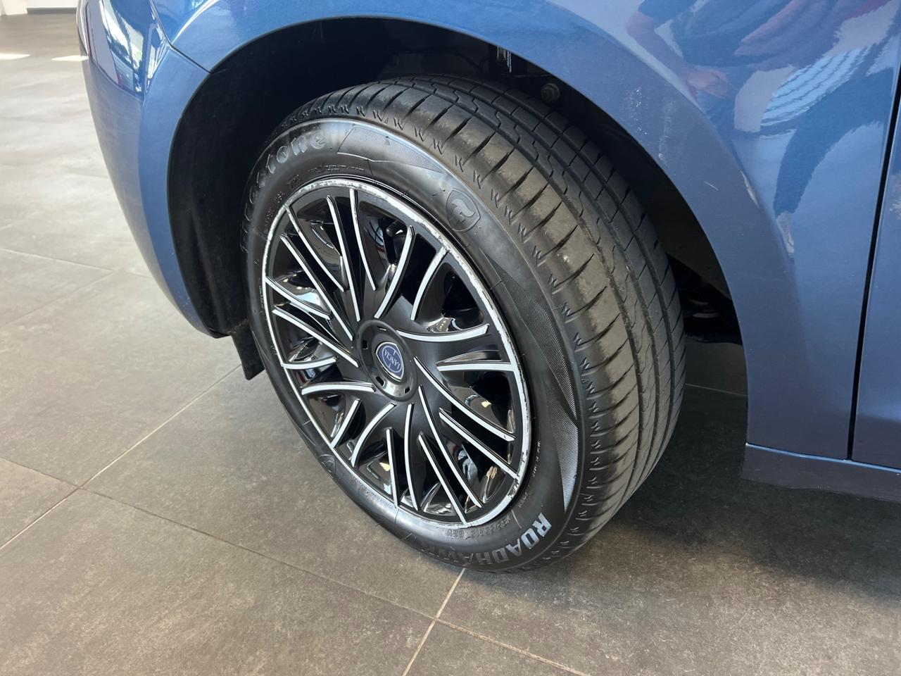 Lancia Ypsilon 1.0 FireFly 5 porte S&S Hybrid Ecochic Gold