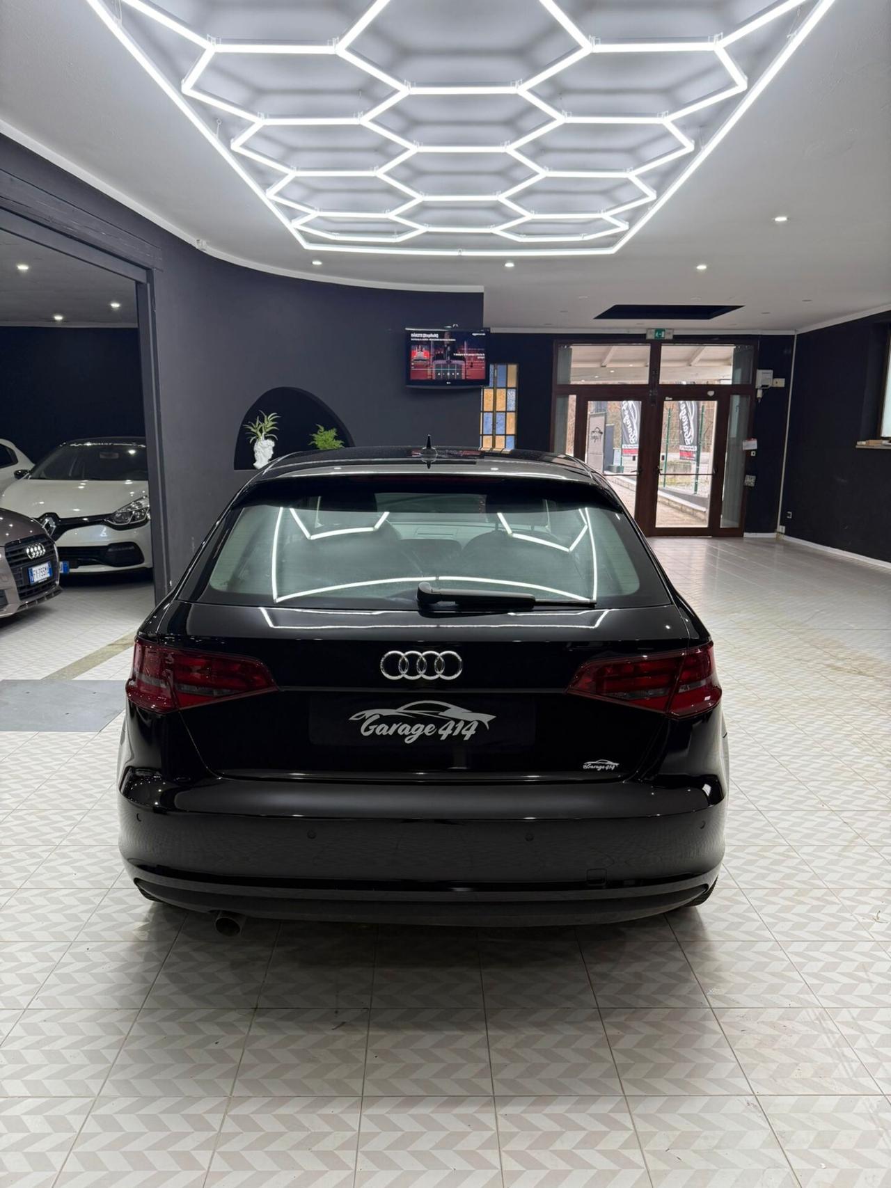 Audi A3 1.6 TDI clean diesel Attraction