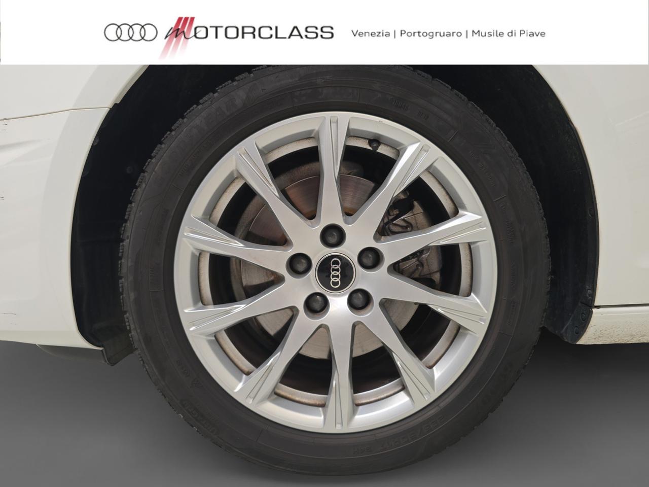 Audi A4 avant 30 2.0 tdi mhev 136cv business s tronic