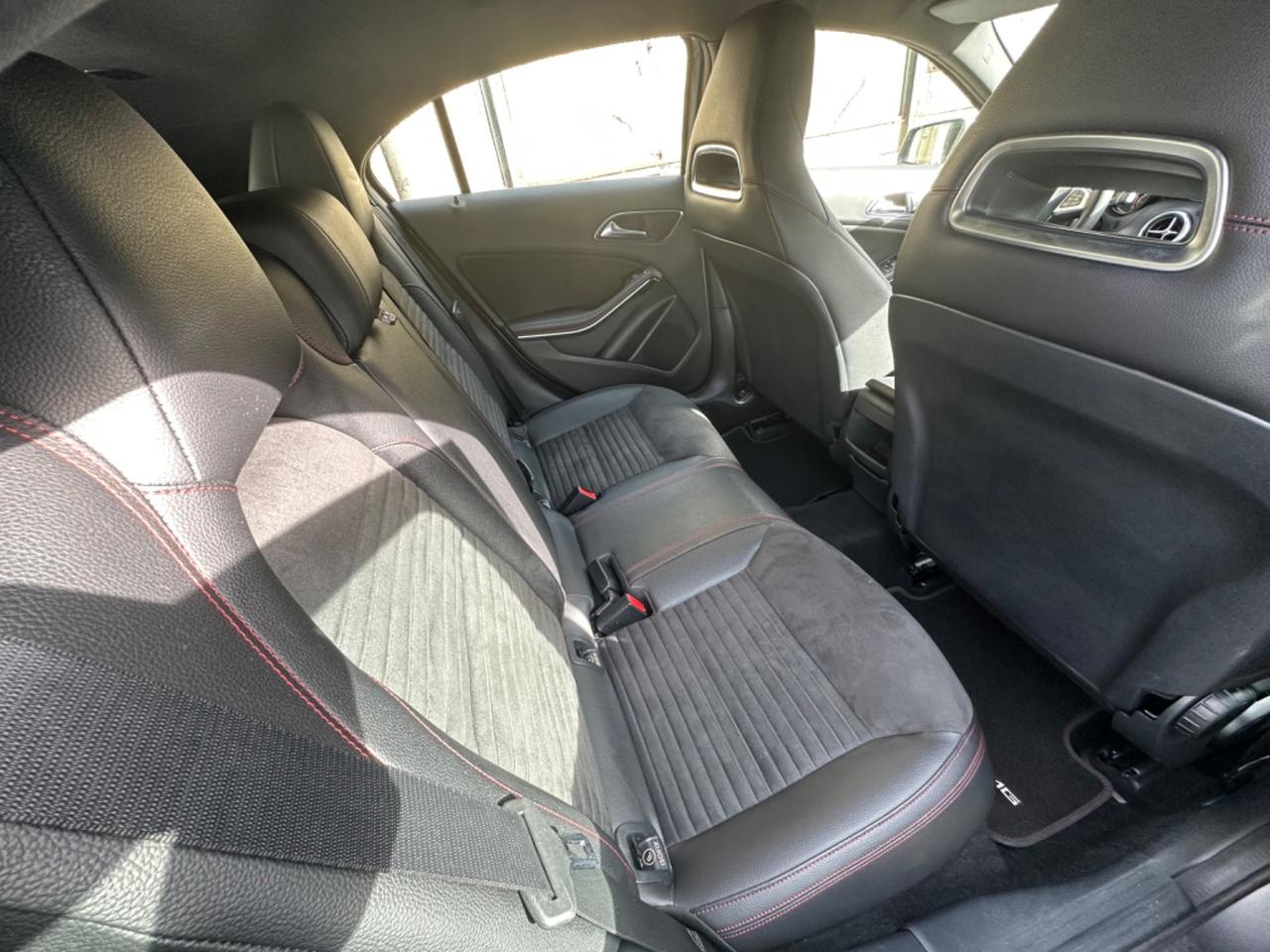 Mercedes-benz A 180 d Automatic Premium Amg 125.000 km
