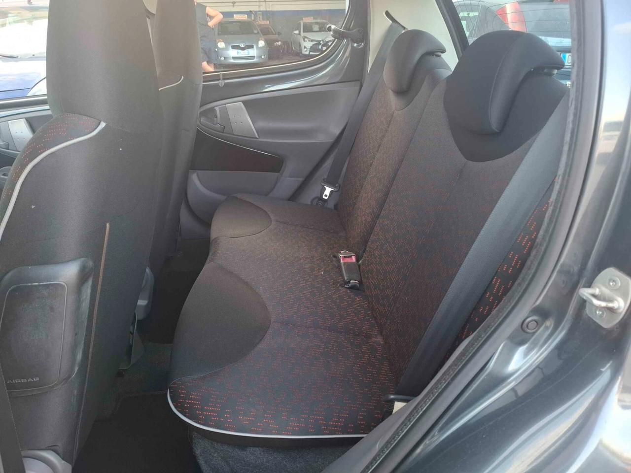 Peugeot 107 1.0 BENZINA SWEET YEARS AUTOMATICA !!!!!!!!!!!