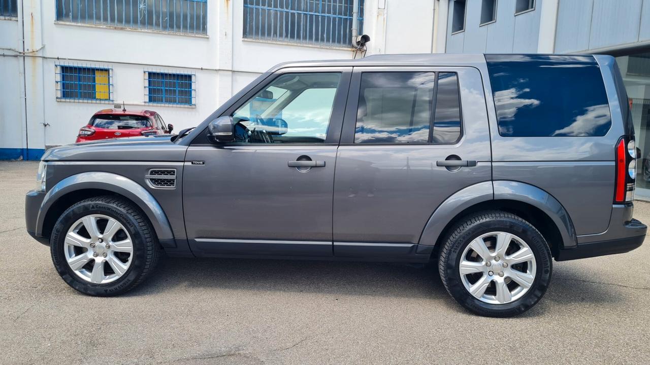 Land Rover Discovery 4 3.0 TDV6 211CV SE