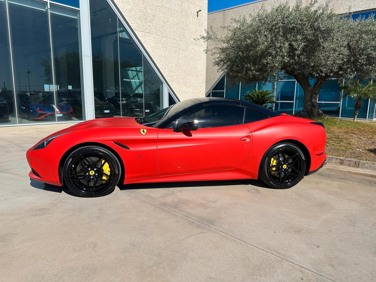 Ferrari California Cabrio 3.9T DCT