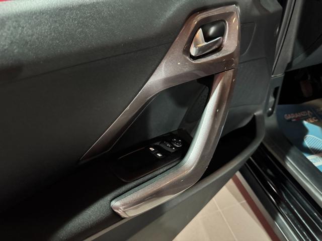 PEUGEOT 2008 1.6 e-HDi 92 CV Allure