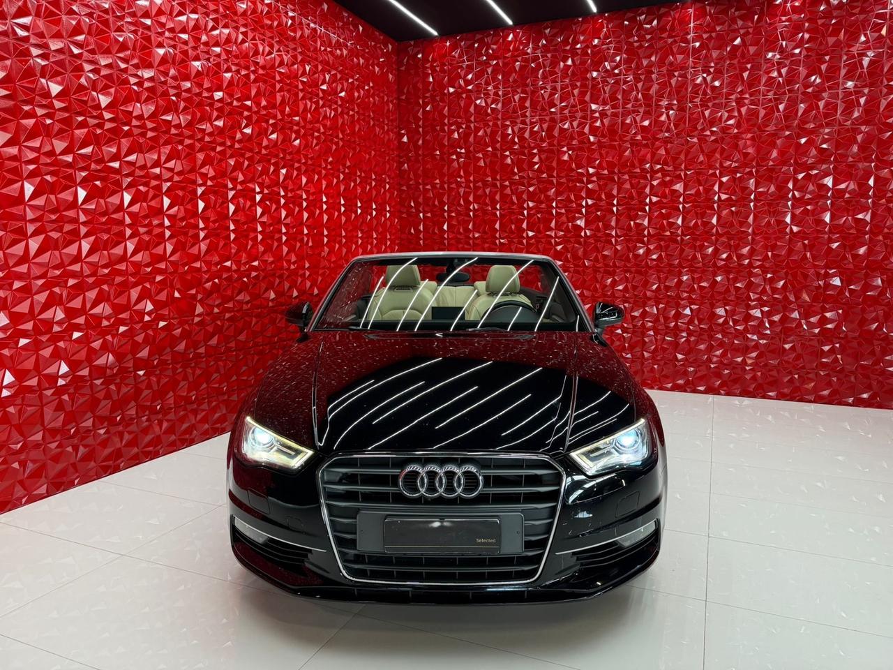 Audi A3 Cabrio 2.0 TDI 150Cv diesel S tronic S-Line