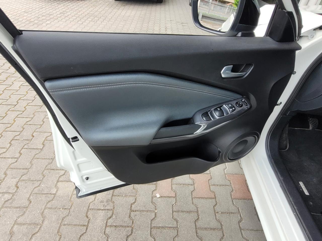 Nissan Juke 1.0 DIG-T 117 CV N-Connecta