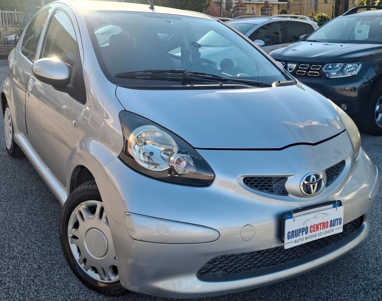 Toyota Aygo 1.0 12V VVT-i 5 porte Sol - 2006