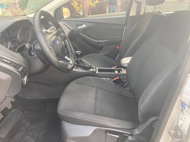 Ford Focus 1.6 120 CV GPL SW Titanium