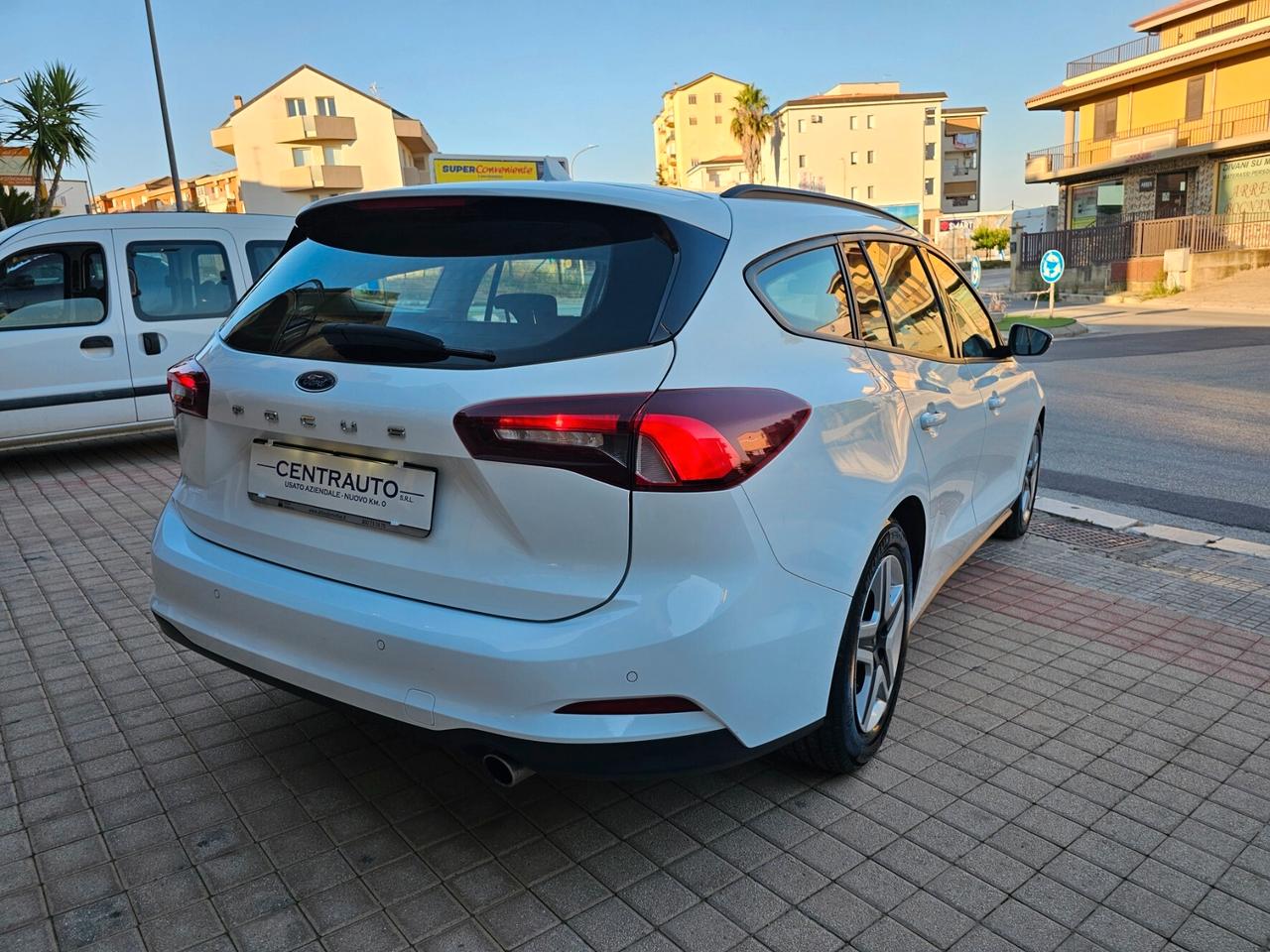 Ford Focus 1.5 EcoBlue 120 CV SW Business