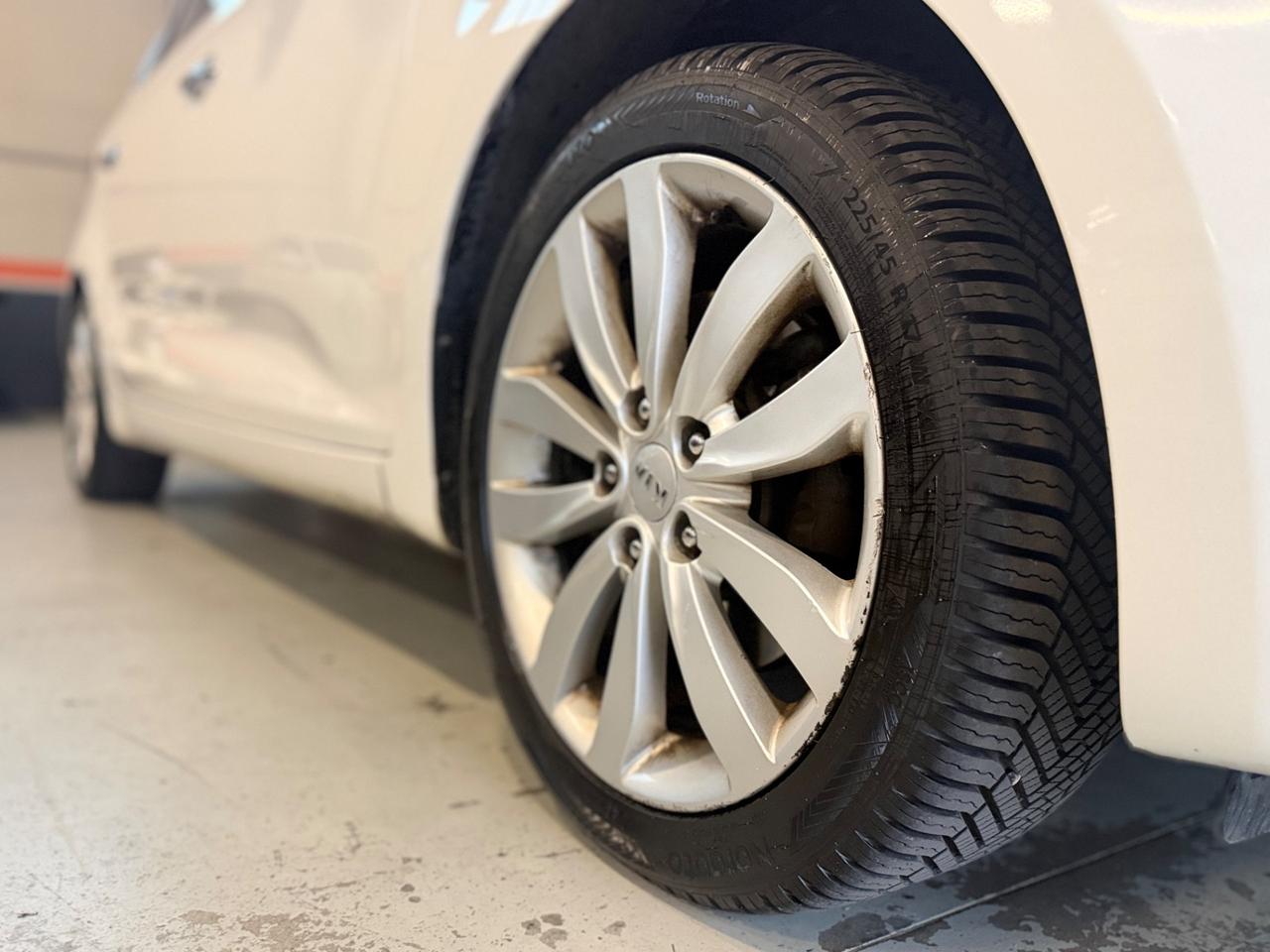 Kia Carens 1.7 CRDi 115 CV Class 7 POSTI NEOPATENTATI