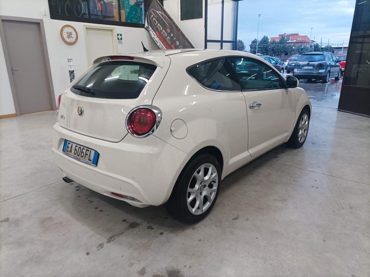 Alfa Romeo MiTo 1.4 T 120 CV GPL Distinctive 01/2010