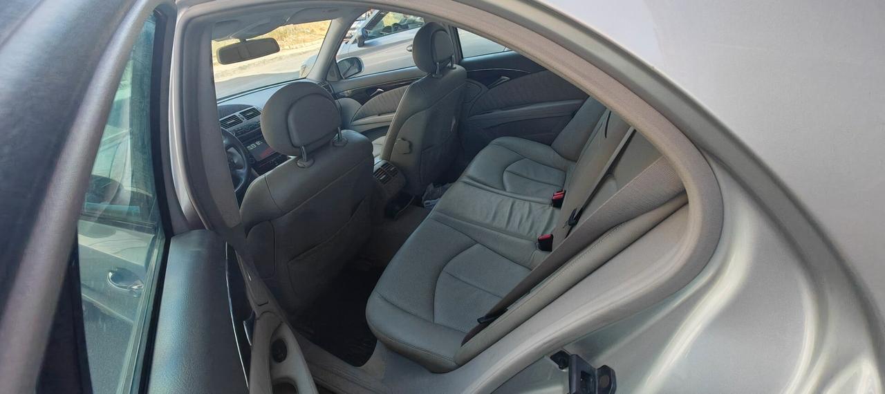 Mercedes-benz E 270 CDI cat Avantgarde