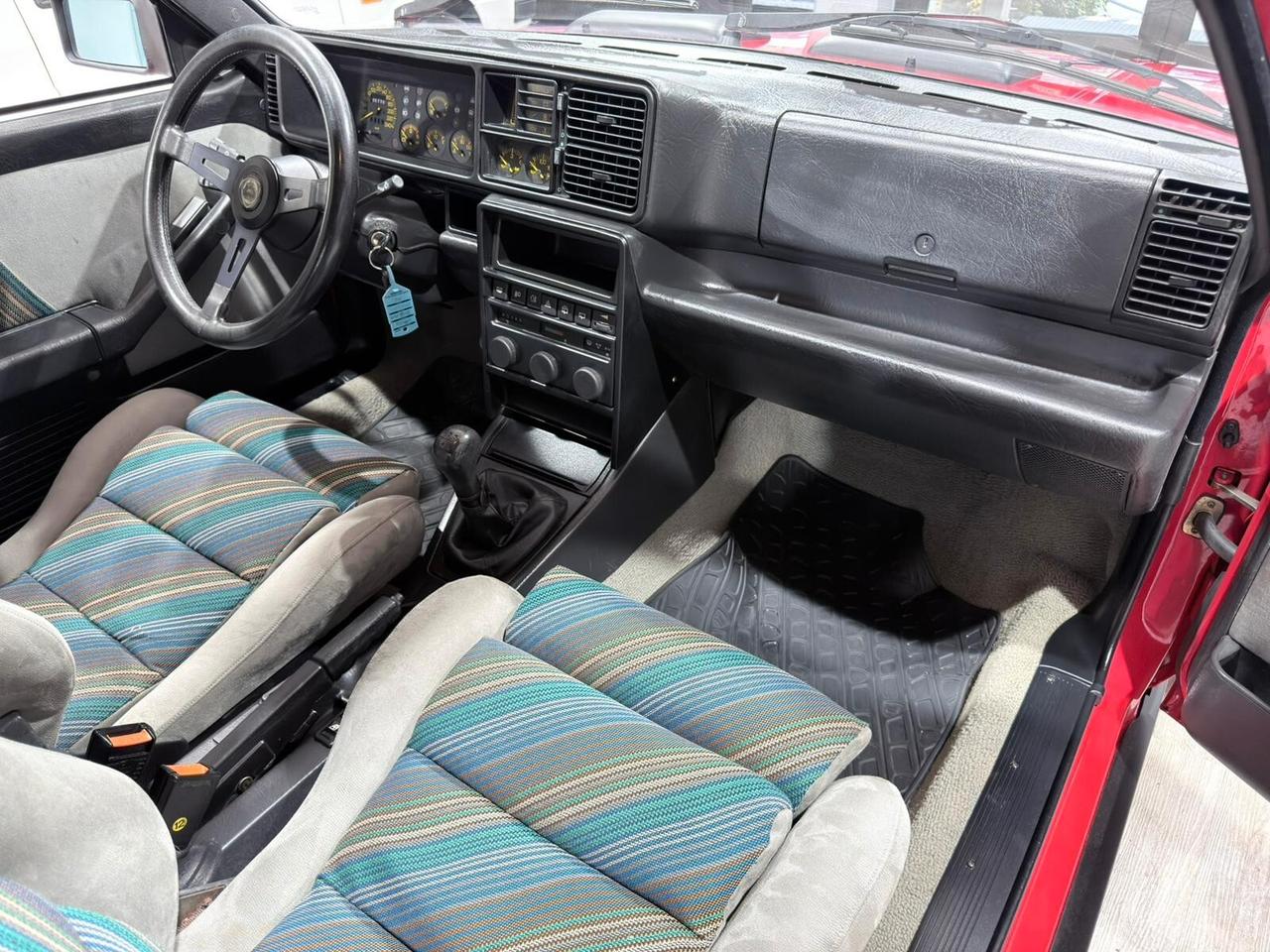 LANCIA DELTA 2.0 TURBO HF 4WD TORINO RESTAURO