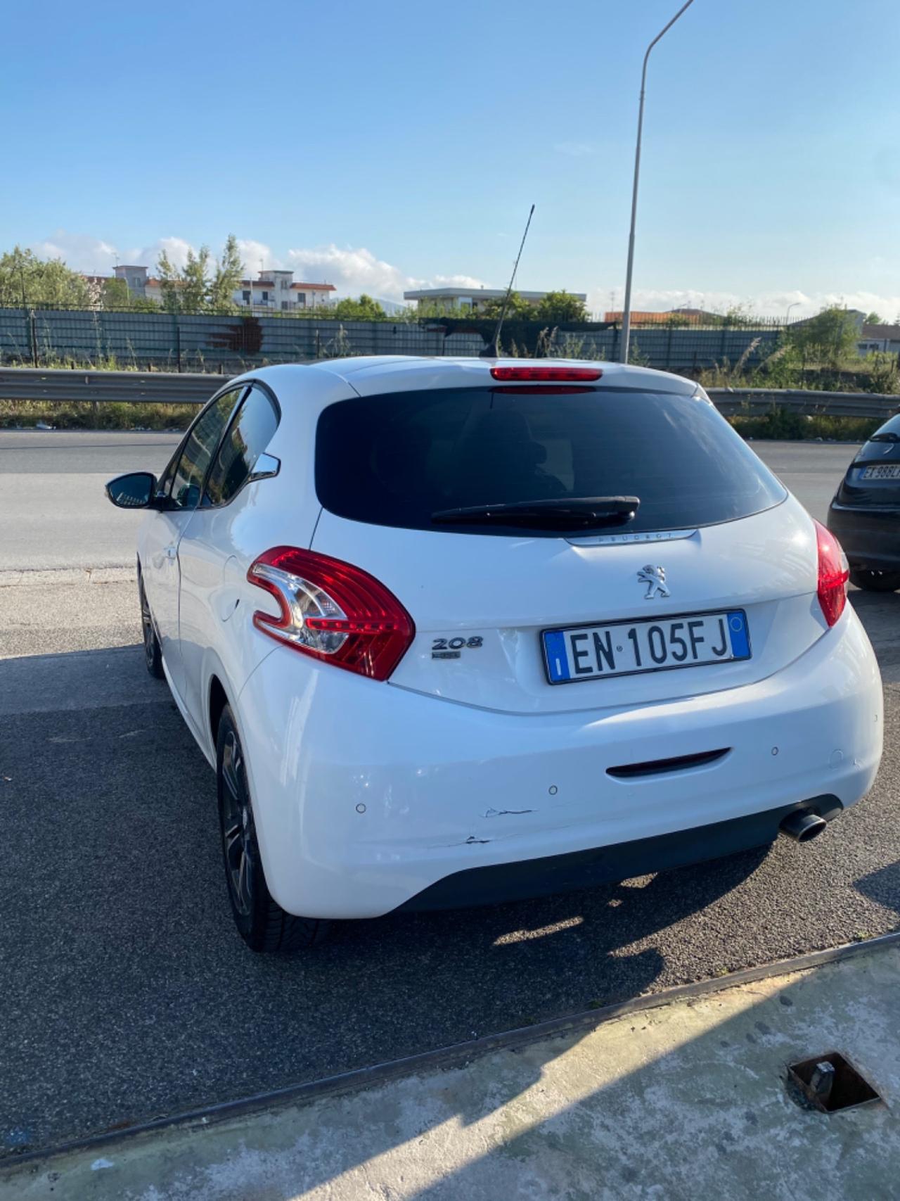 Peugeot 208 1.6 e-HDi 92 CV Stop&Start 3 porte Active