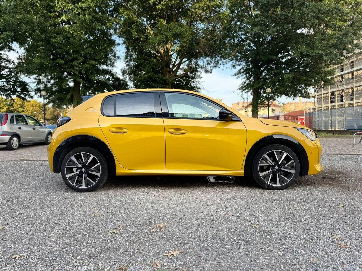 Peugeot 208 1.5 bluehdi GT s&s 100cv