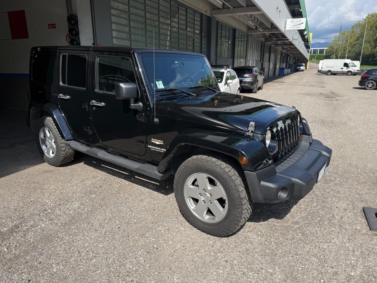 Jeep Wrangler Unlimited 2.8 CRD DPF Sahara Auto