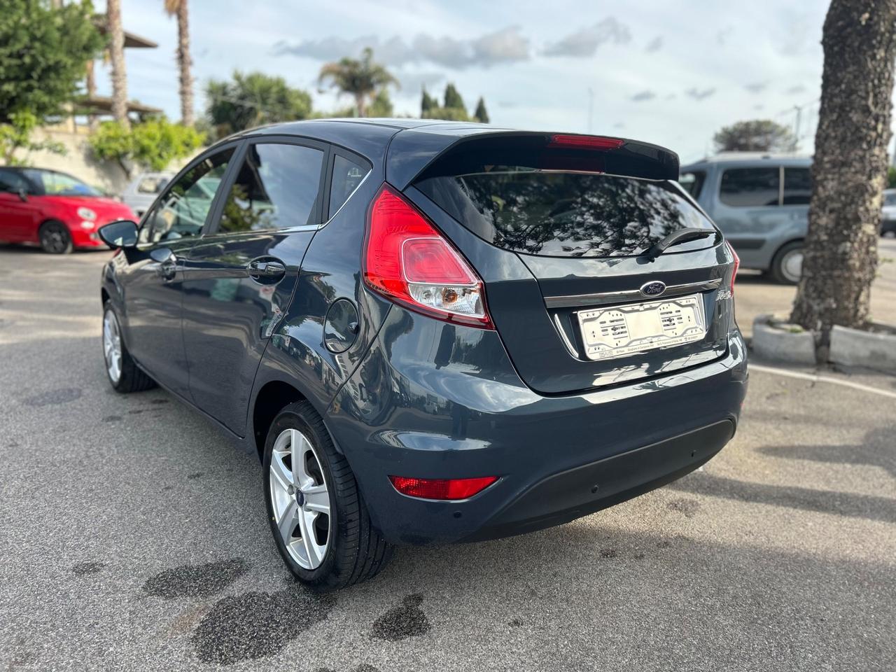 Ford Fiesta 1.4 5p. Bz.- GPL Titanium