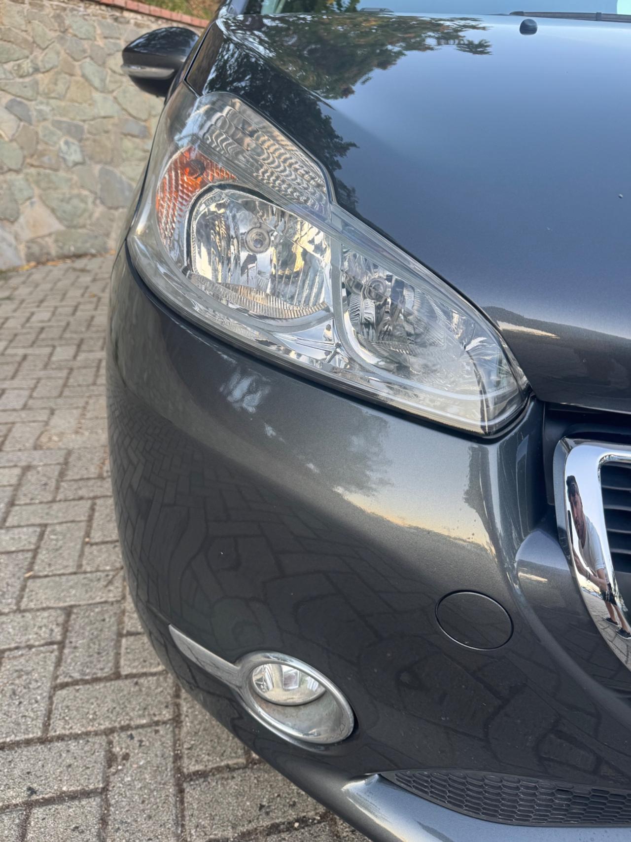 Peugeot 208 1.2 Benzina 82Cv PureTech 2013