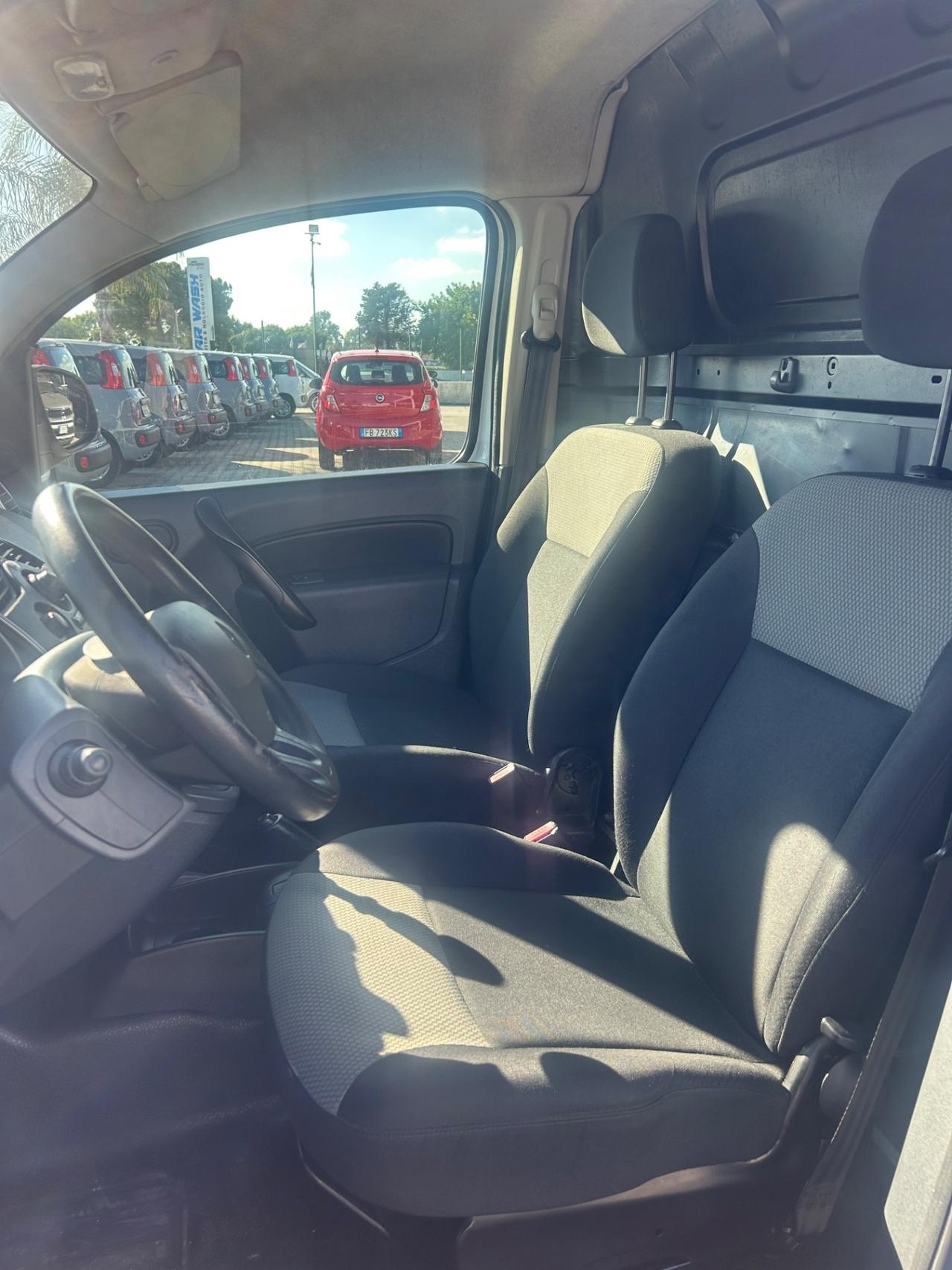 Renault Kangoo 1.5 dCi 90CV 5 porte Stop & Start Limited N1