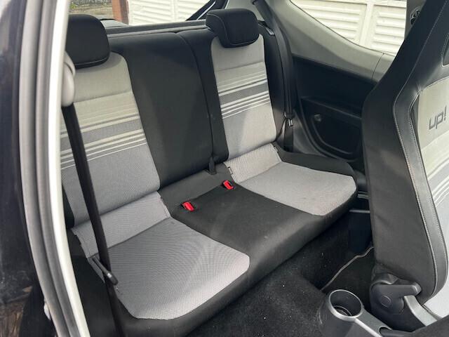 Volkswagen up! 1.0 3p. move ASG