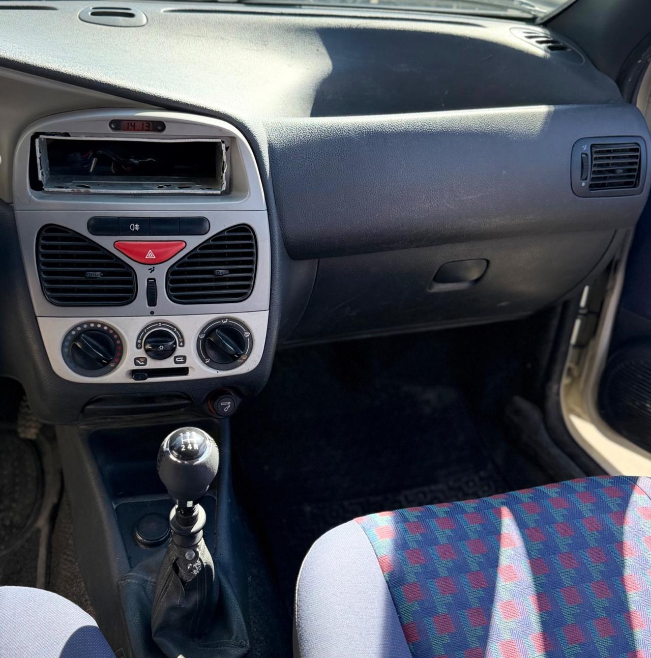 Fiat Strada 1.9 Diesel Pick up 80 Cv