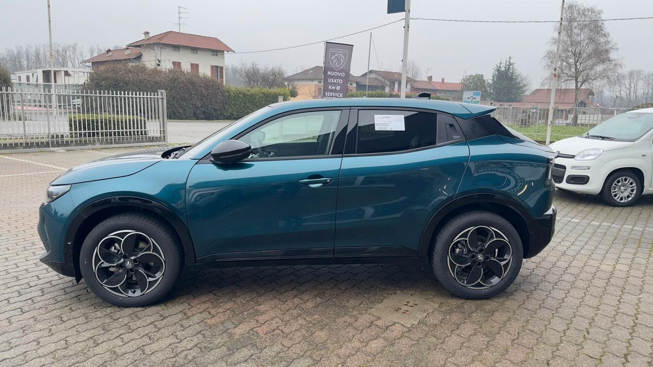 Alfa Romeo Junior 1.2 145 CV Hybrid eDCT6 Ti