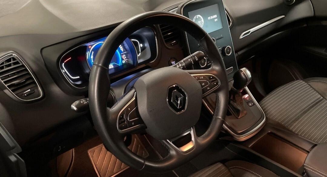 Renault Scenic Scénic Blue dCi 120 CV EDC Sport Edition2