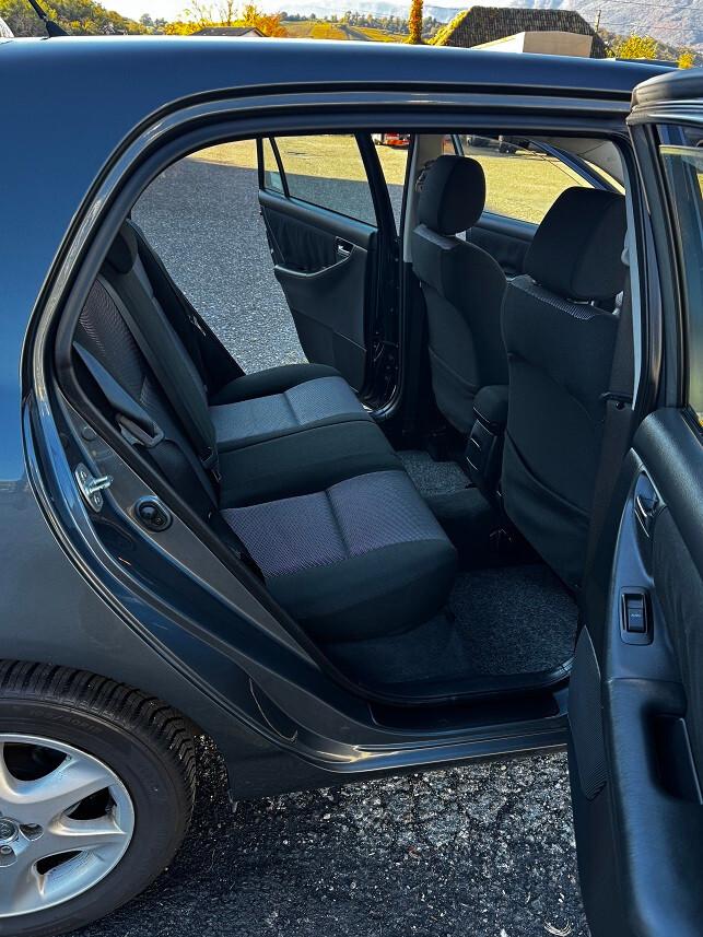 Toyota Corolla 1.6 16V 5 porte Sol ESP