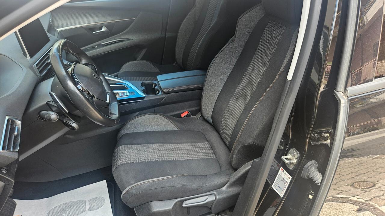 Peugeot 5008 1.5 bluehdi 131 CV C.AUTOMATICO-NAVY-CARPLAY-