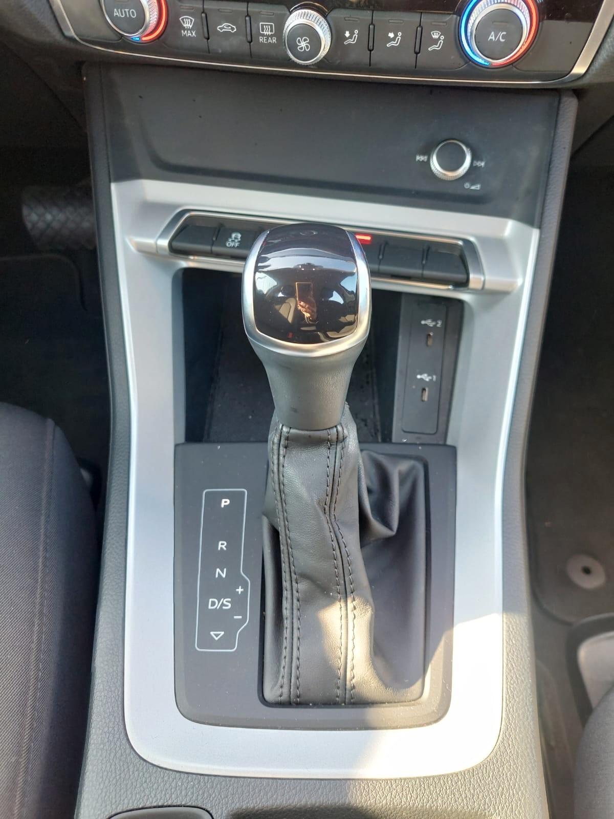 AUDI Q3 1.5 BENZINA 150CV AUTOMATICO