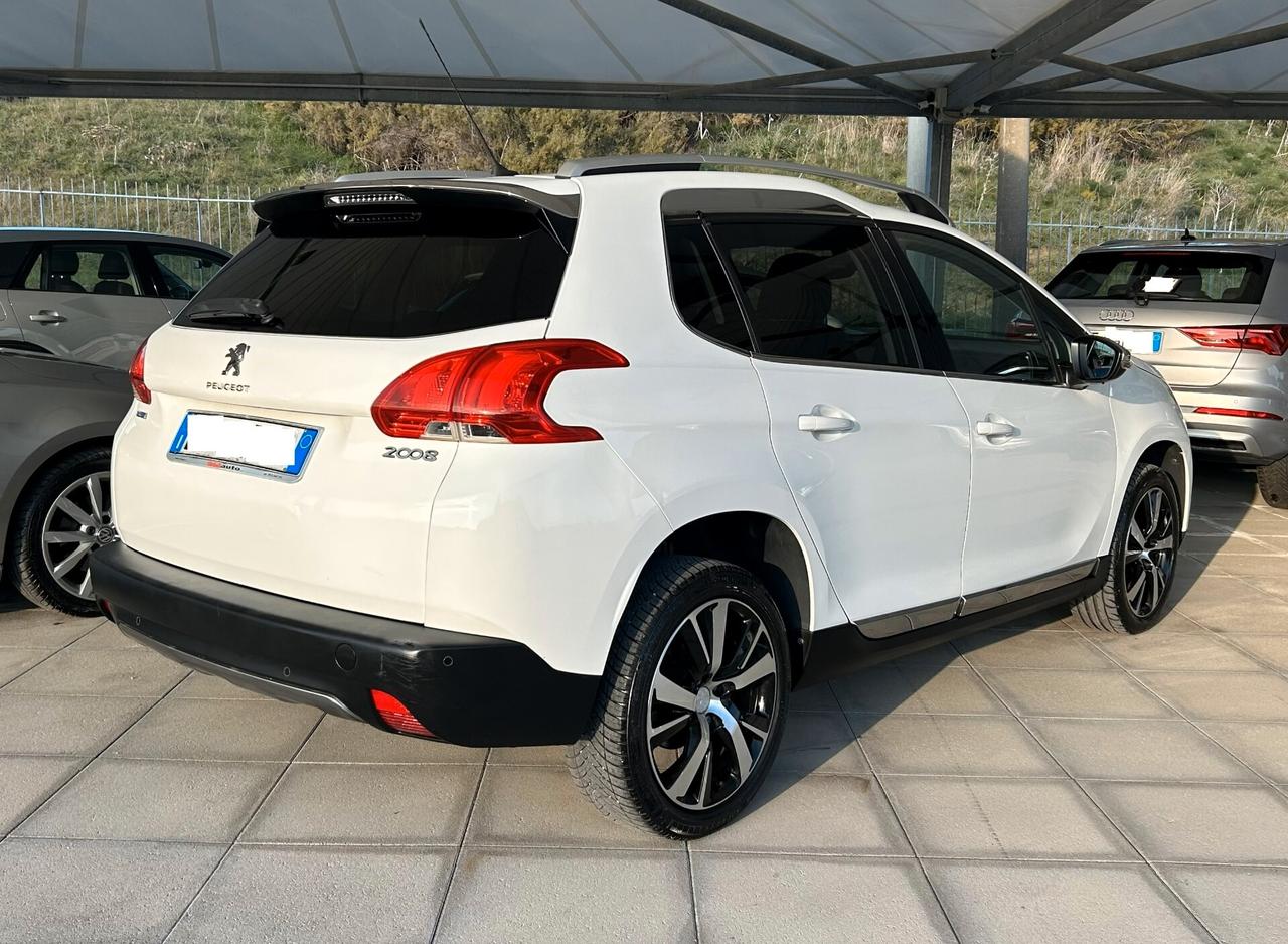 Peugeot 2008 BlueHDi 100 S&S Allure