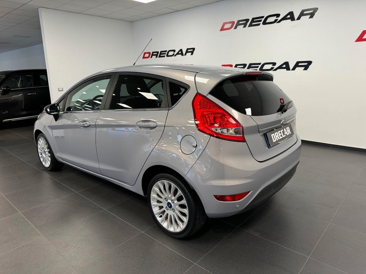 Ford Fiesta 1.4 16V 5p. Bz.- GPL Titanium KILOMETRI CERTIFICATI