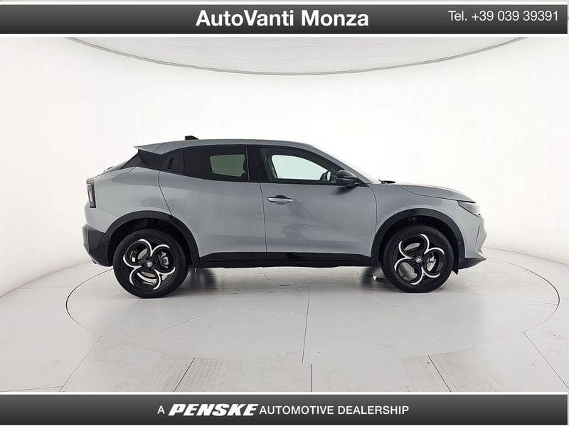 Alfa Romeo Junior Junior 1.2 ibrida Q4 Ti 145cv edct6