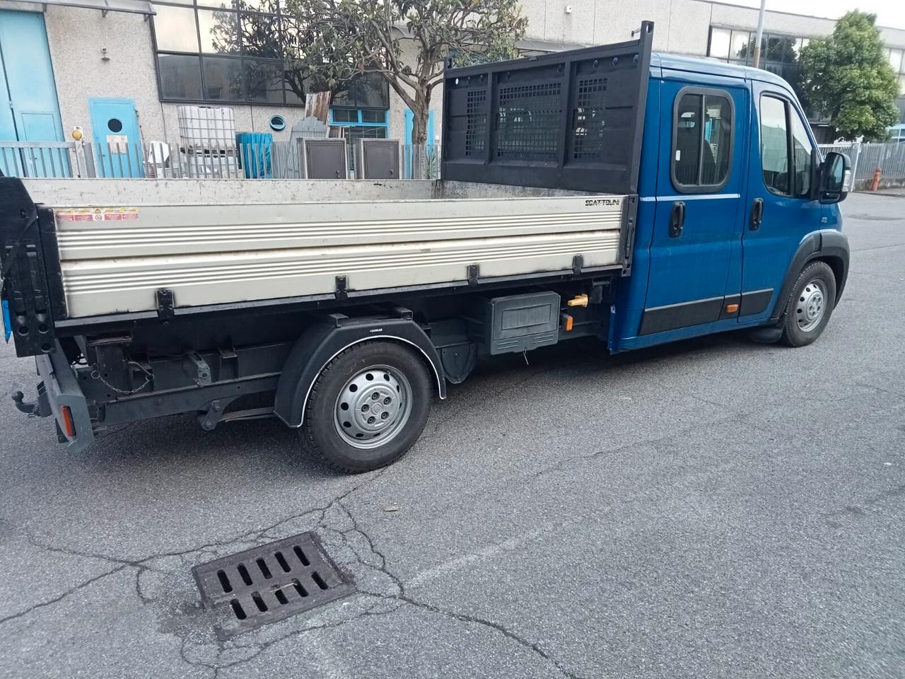 AUTOCARRO FIAT DUCATO CON CASSONE RIBALTABILE TRILATERALE CON CABINA ALLUNGATA