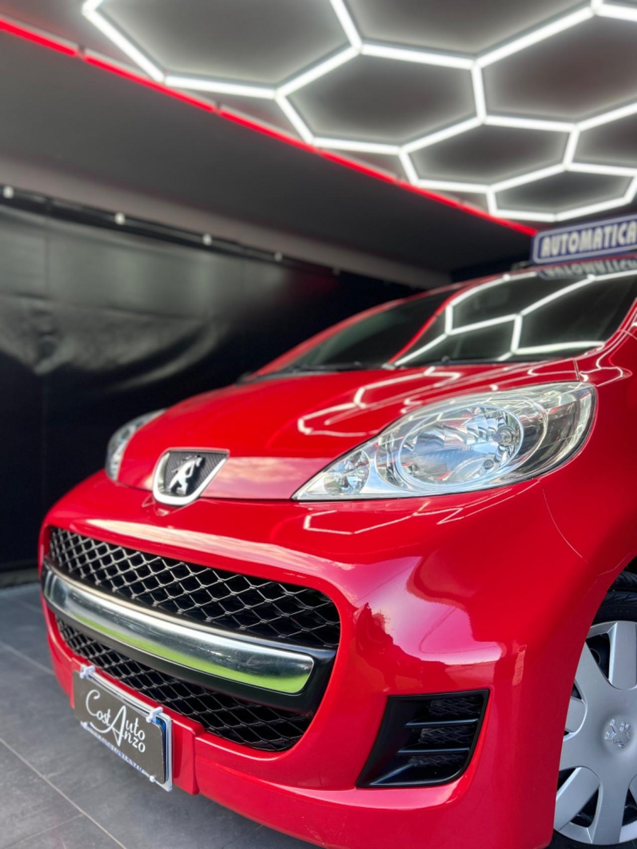 Peugeot 107 1.0 Benz. Sweet Years 2Tronic 2010