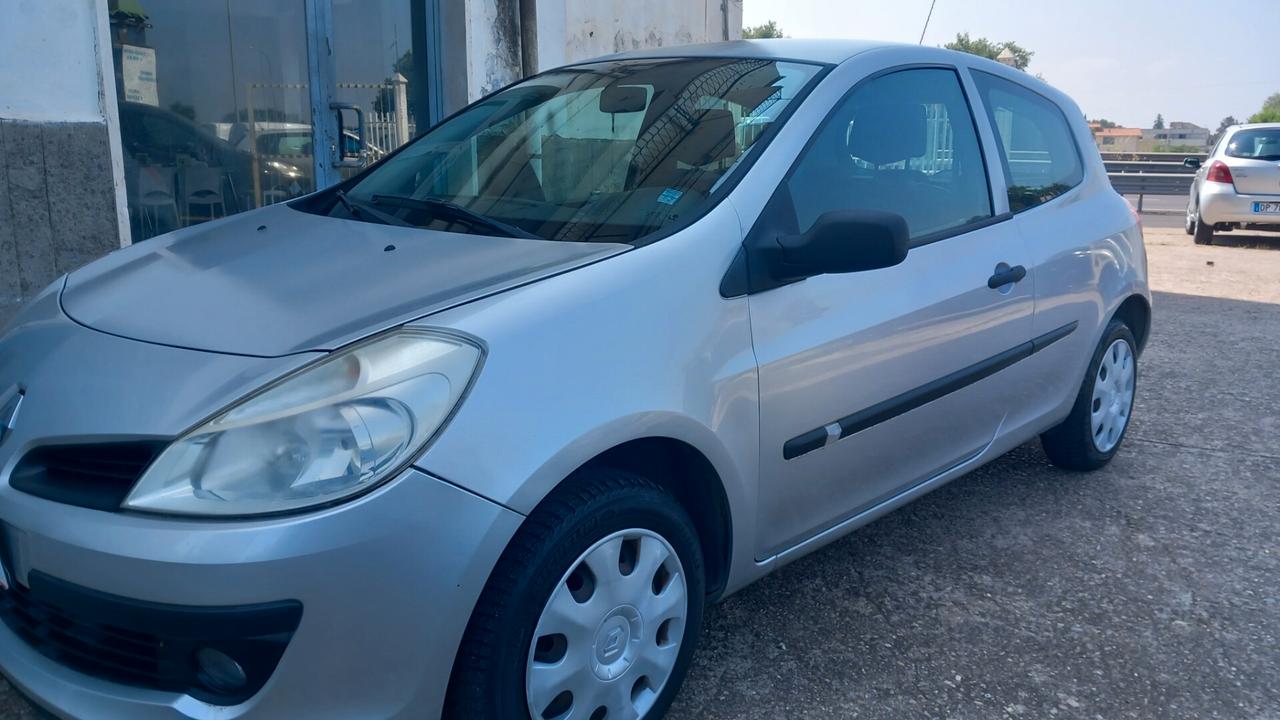 Renault Clio Storia 1.2 3 porte Dynamique