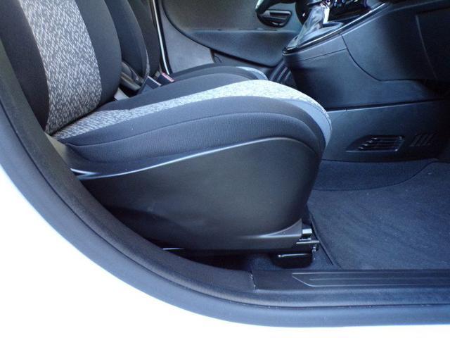 LANCIA Ypsilon 1.0 FireFly 5 porte S&S Hybrid Ecochic Silver