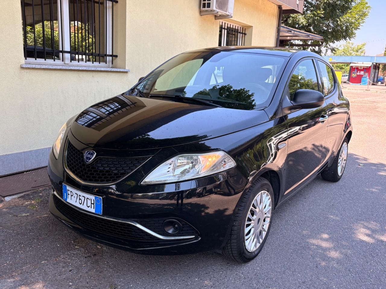 Lancia Ypsilon 1.2 69 CV 5 porte Platinum 2018