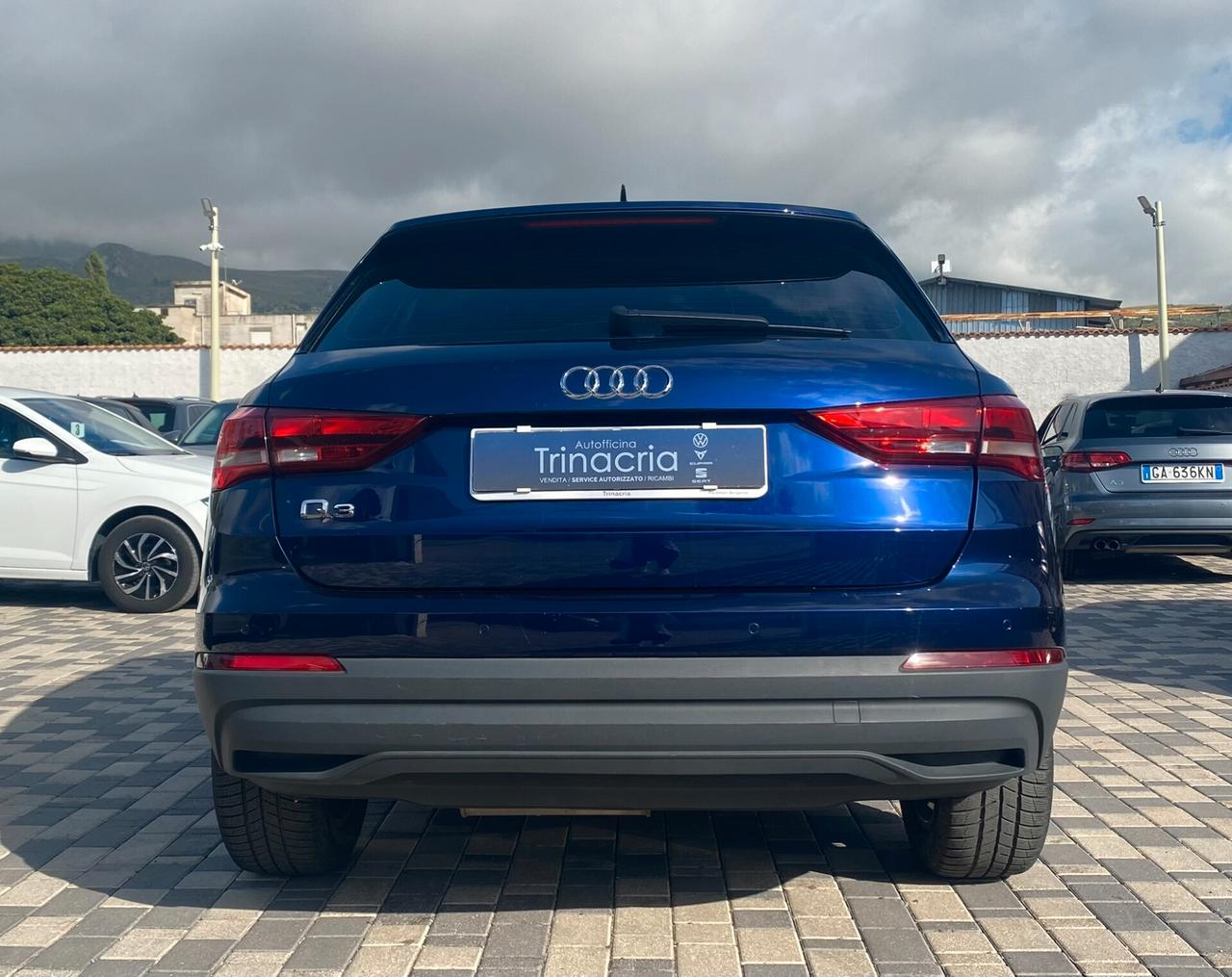Audi Q3 Business 2.0 TDI 150CV S tronic 35