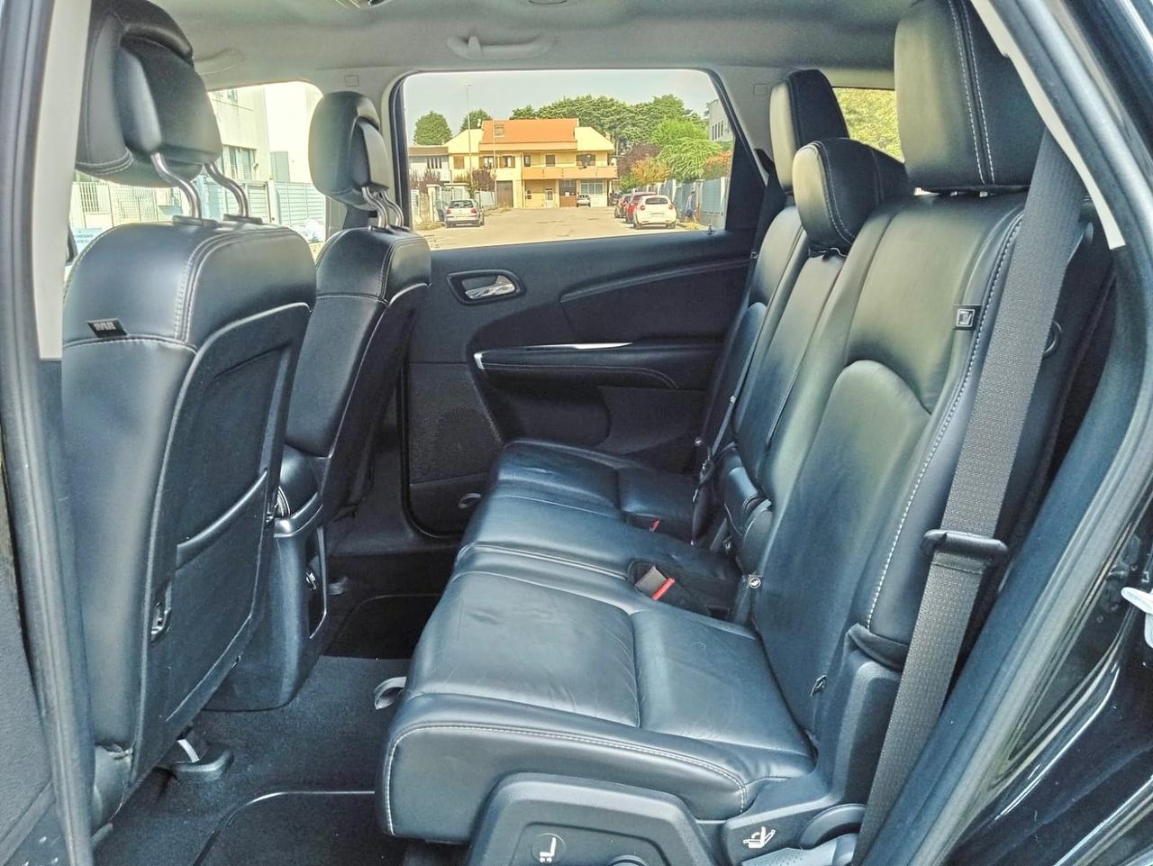 Fiat Freemont 2.0 Mjt 170 CV 4x4 Automatik*Navi*Pelle*Camera