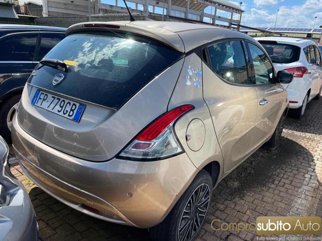 LANCIA Ypsilon 1.2 69 CV (Garanzia 12 Mesi) Neopatentati ?