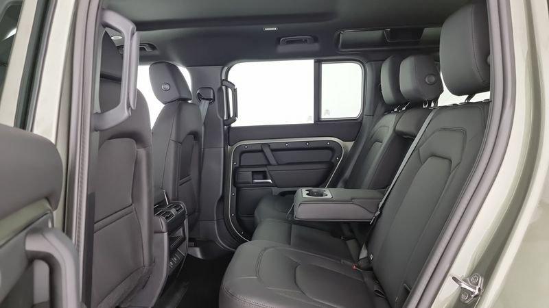 Land Rover Defender 110 3.0D I6 200 CV AWD Auto S