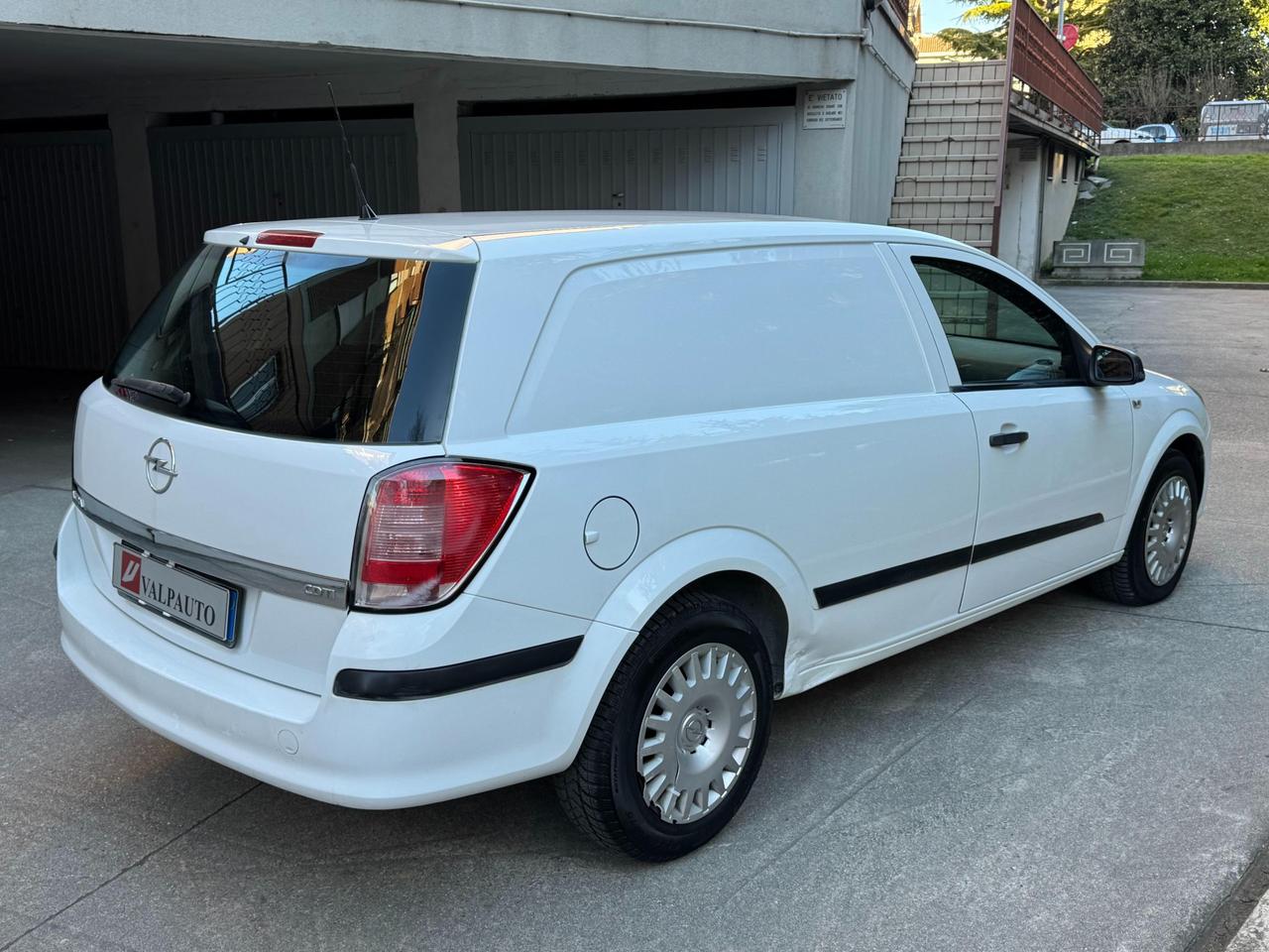 OPEL Astra 1.3 cdti 90cv AUTOCARRO