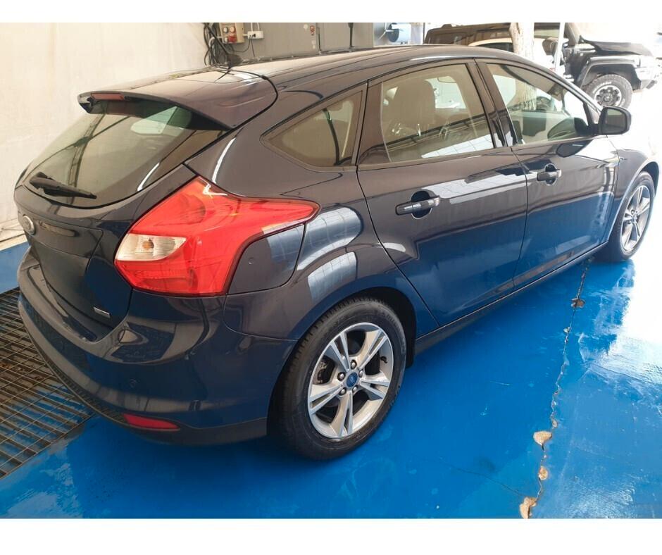 Ford Focus 1.0 EcoBoost Champions 100 cv