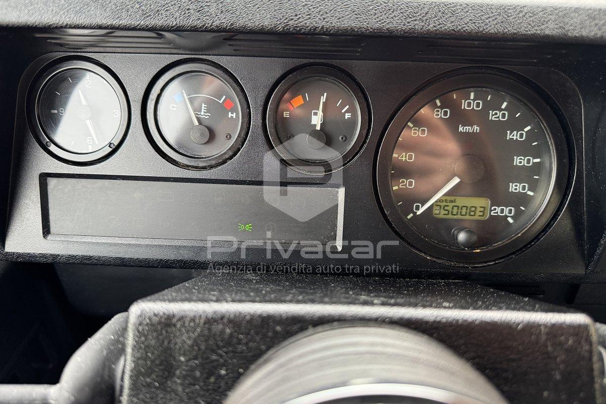 LAND ROVER Defender 90 2.5 Td5 Station Wagon S