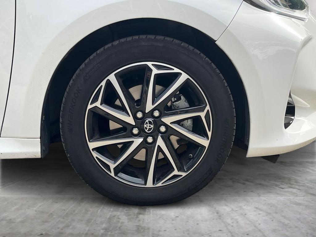 Toyota Yaris 1.5 hybrid Trend